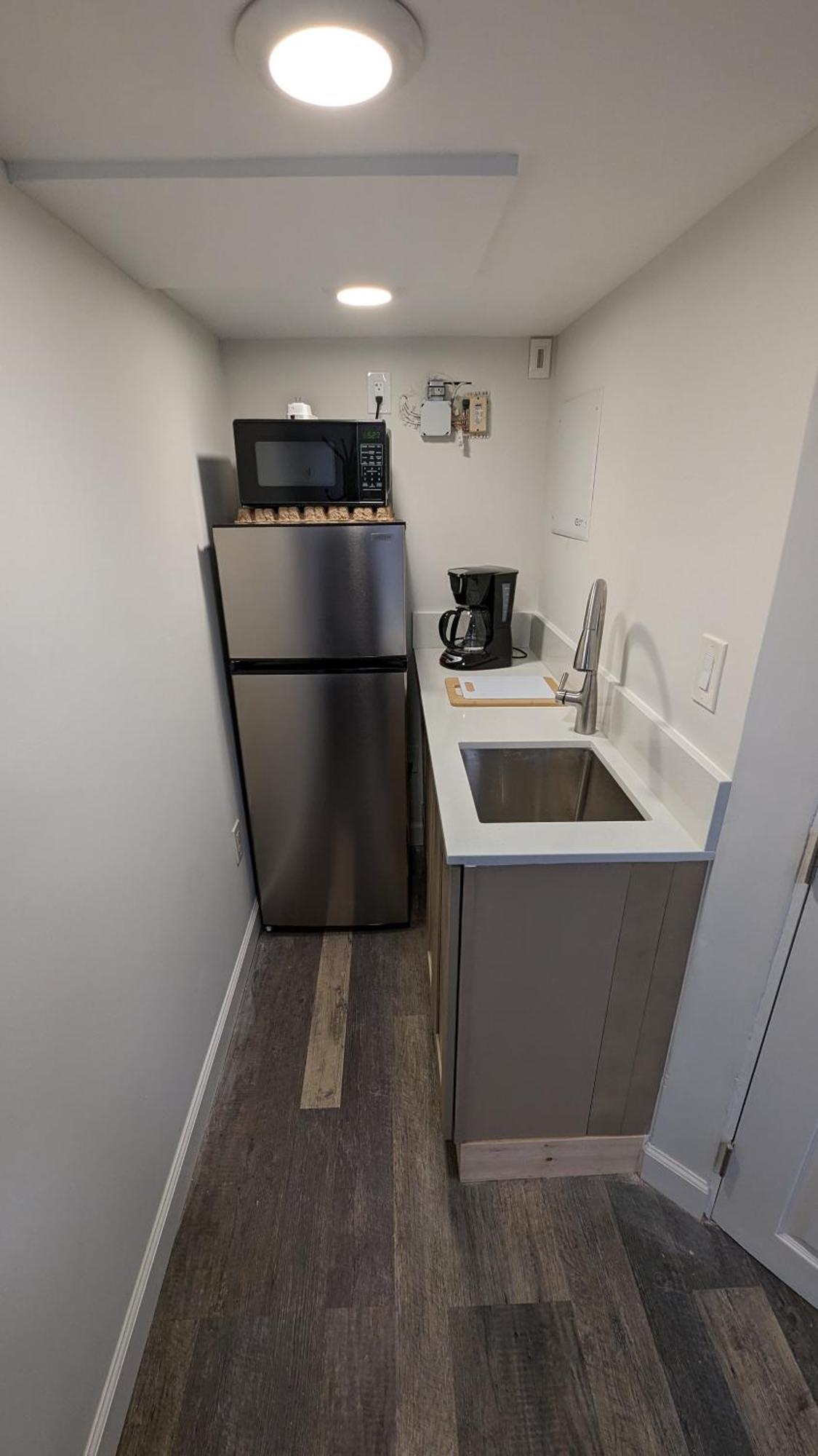 Cozy 250'sqf With Kitchenette And Private Bathroom Close To Time Square Nyc Apartment
